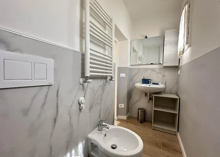 Borgo Verde-5 Minutes From The Station Lejlighed