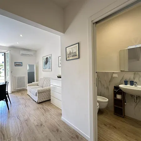 Apartament Borgo Verde-5 Minutes From The Station Florencja