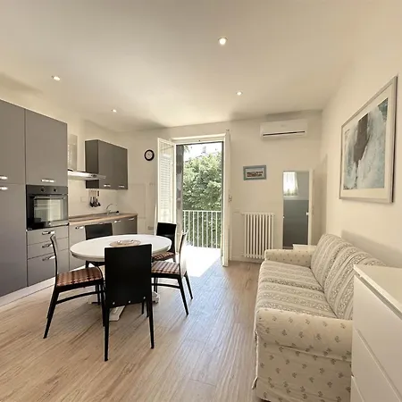 Apartament Borgo Verde-5 Minutes From The Station *